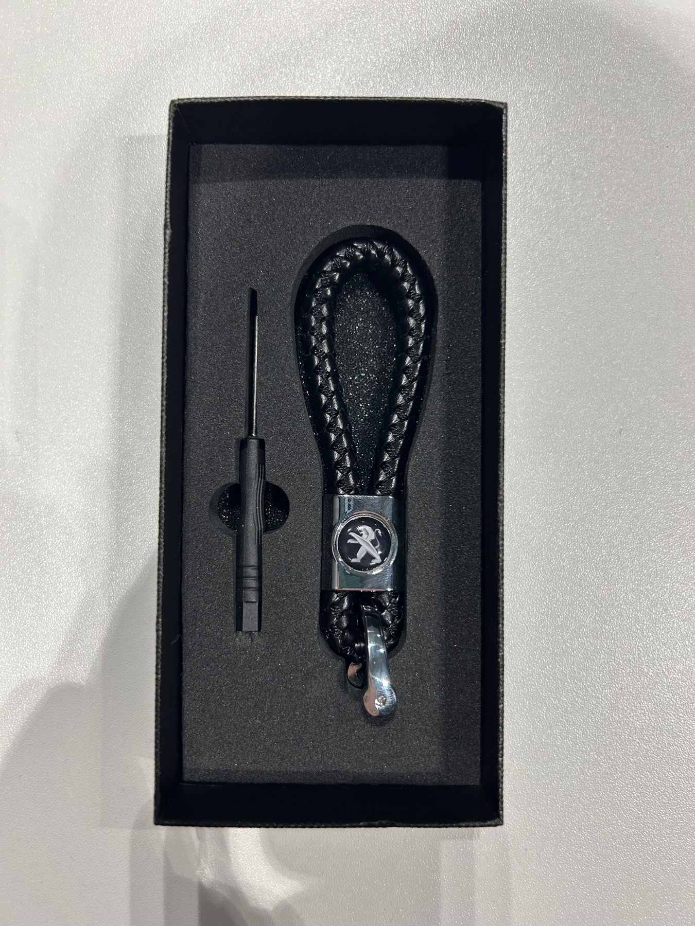 Брелок для ключів Peugeot шкіра (44428)